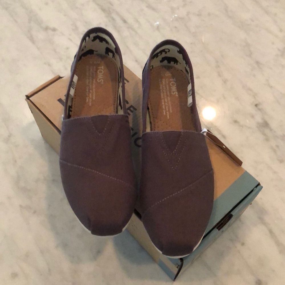 Toms